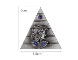 Egyptská kovová pyramida cca 6cm